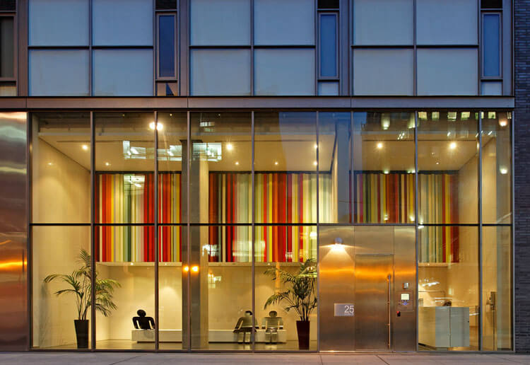 Glas Condominium